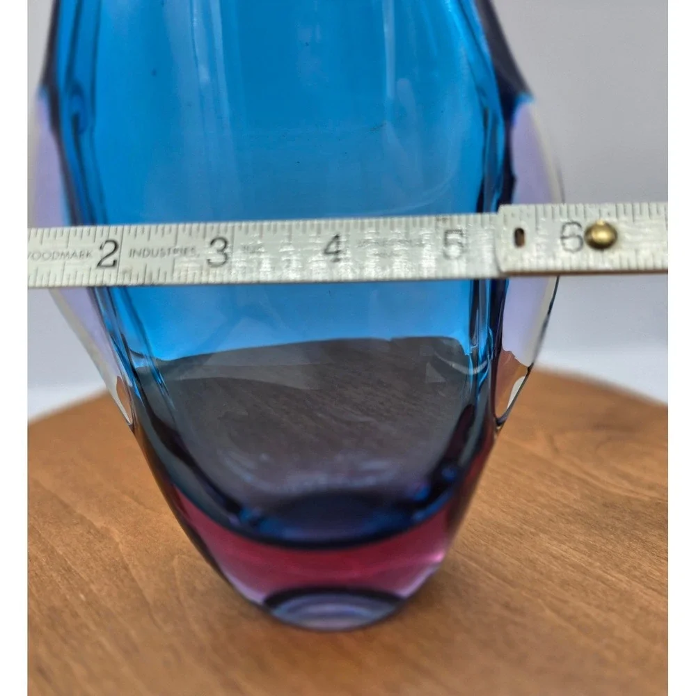 Art Glass Vase Mid Century Modern Penguin Murano-Style Design‎